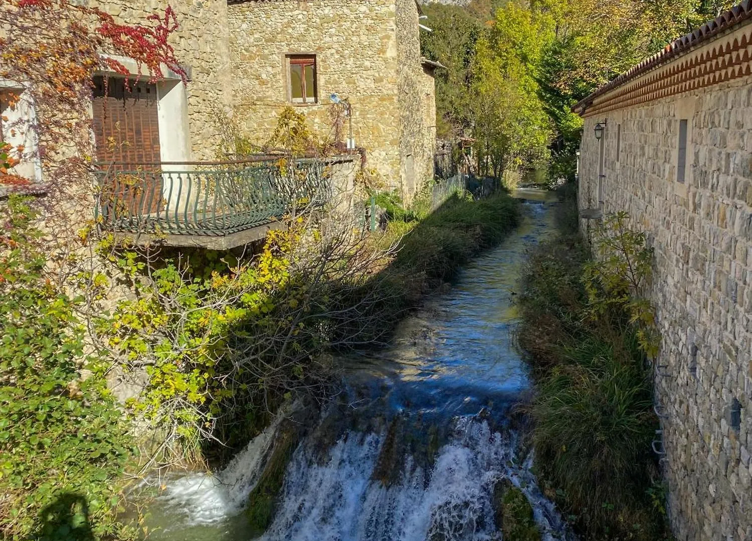 Bel Appartement Avec Jardin La Bégude-de-Mazenc Apartman