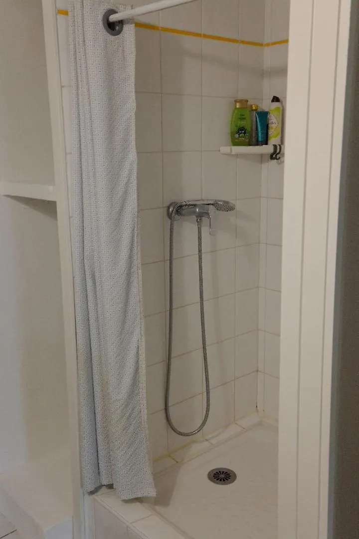 Bel Appartement Avec Jardin La Bégude-de-Mazenc Apartman