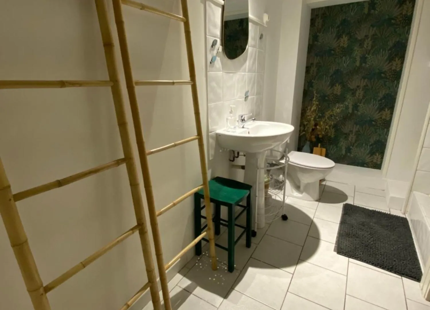 Bel Appartement Avec Jardin La Bégude-de-Mazenc Apartman